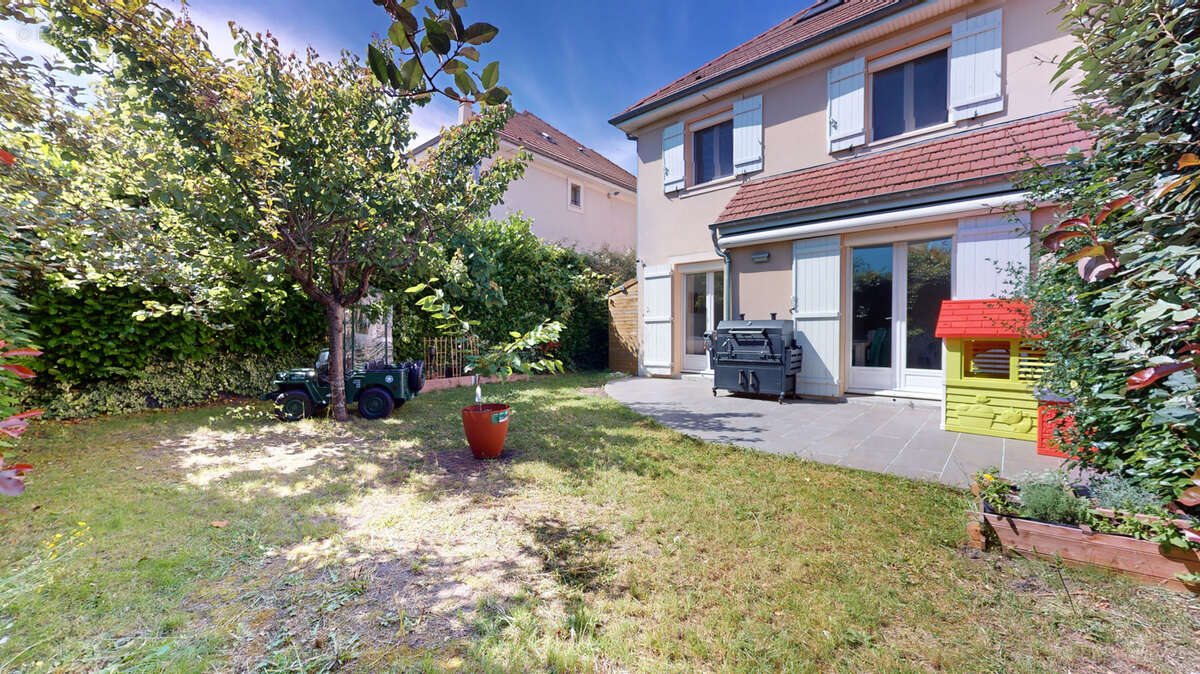 Maison à CORMEILLES-EN-PARISIS