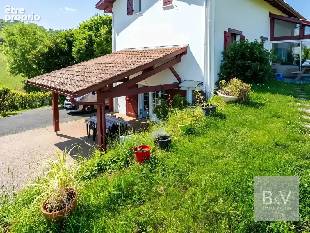 Maison familiale T7 – 6 chambres – Terrain de 5 686 m² – T2 indépendant - photo 15