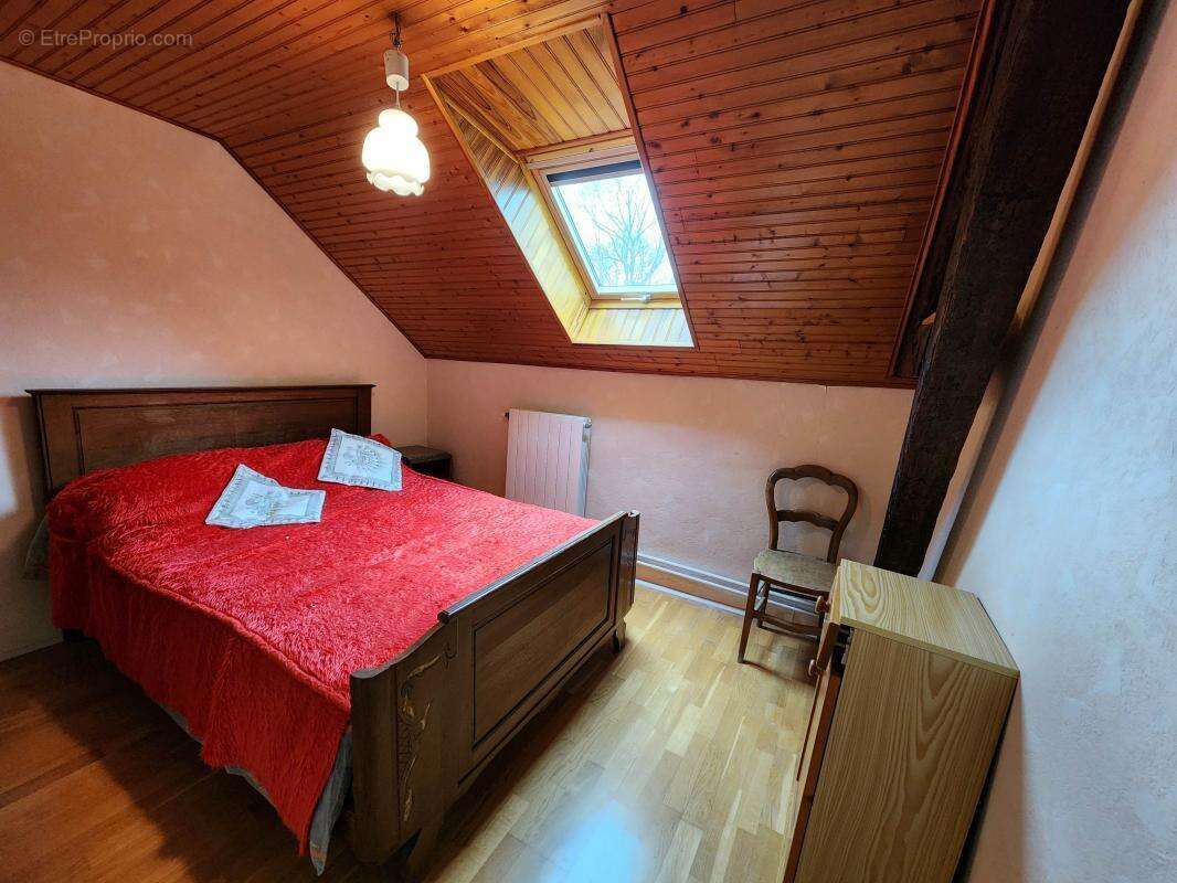 Maison à SAINT-AGIL