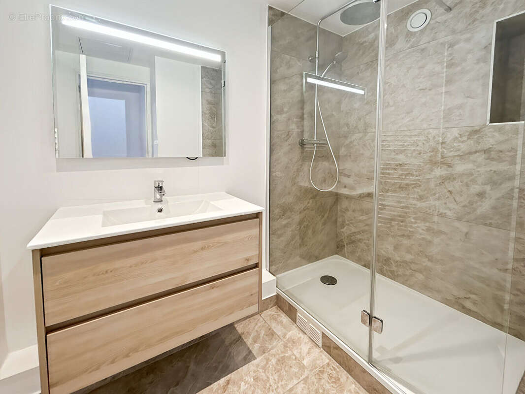 Appartement Paris 3 pièce(s) 56 m2 - photo 17