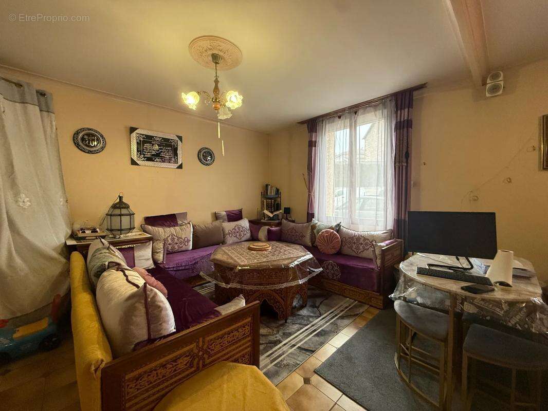 Maison à LA RICAMARIE