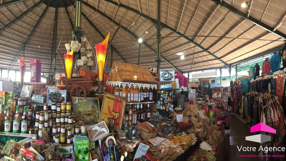 Commerce à SAINT-PIERRE