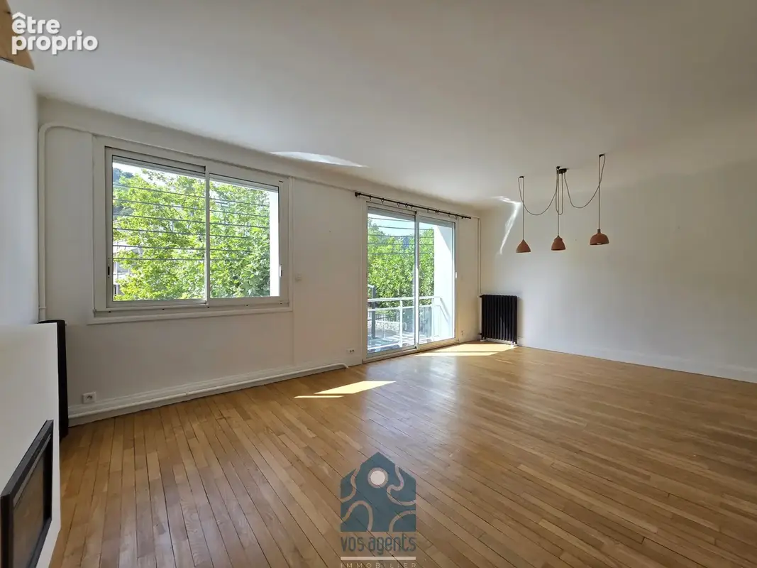 Appartement T4 avec garage, parking, local bureau, cave et jardin commun - photo 2