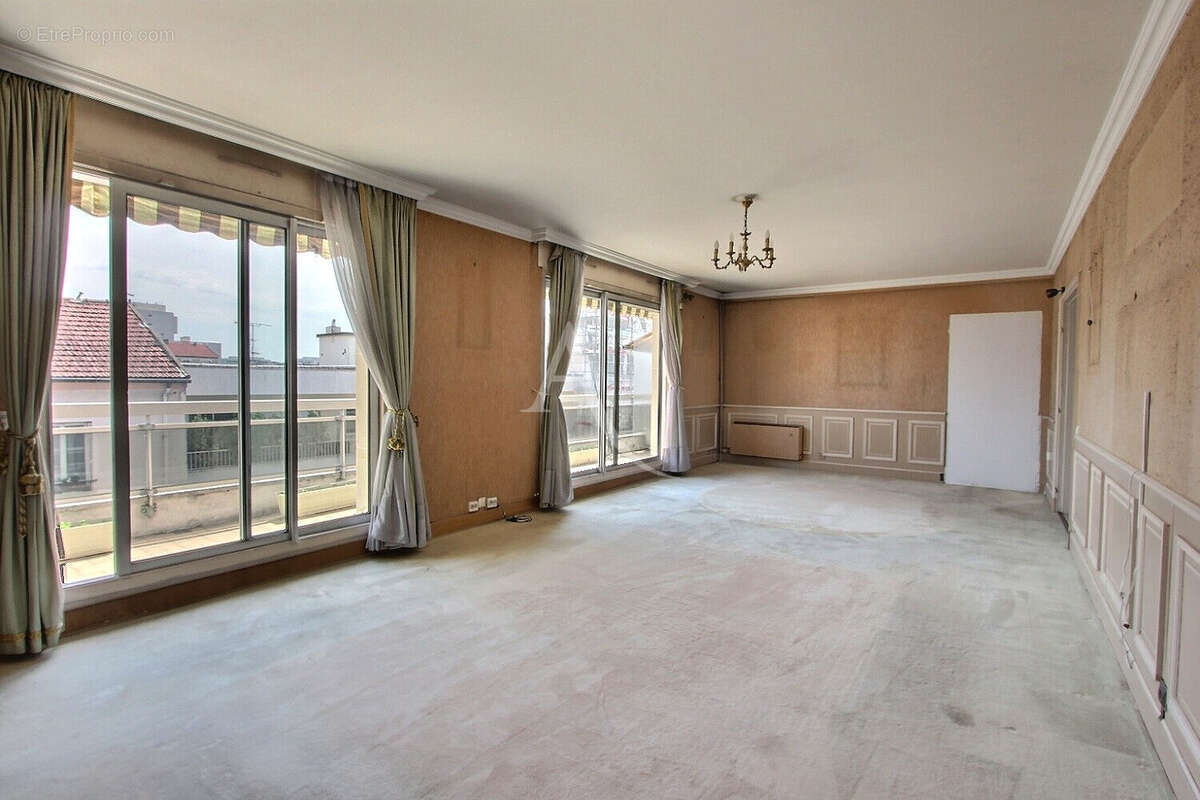 Appartement à ASNIERES-SUR-SEINE