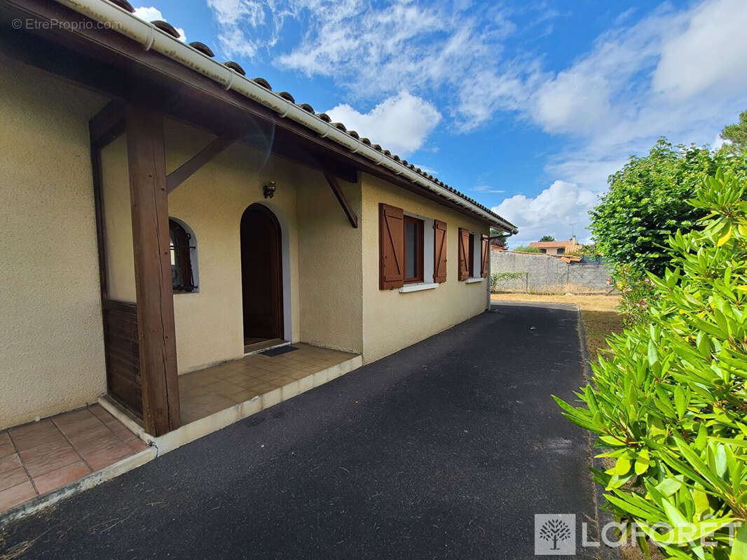 Maison Gujan Mestras 4 pièce(s) 100 m2 - photo 2