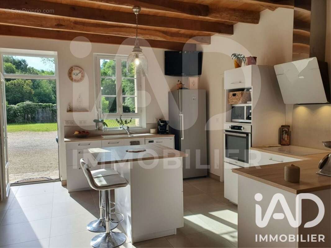 Photo 2 - Maison à CHASSENEUIL-SUR-BONNIEURE