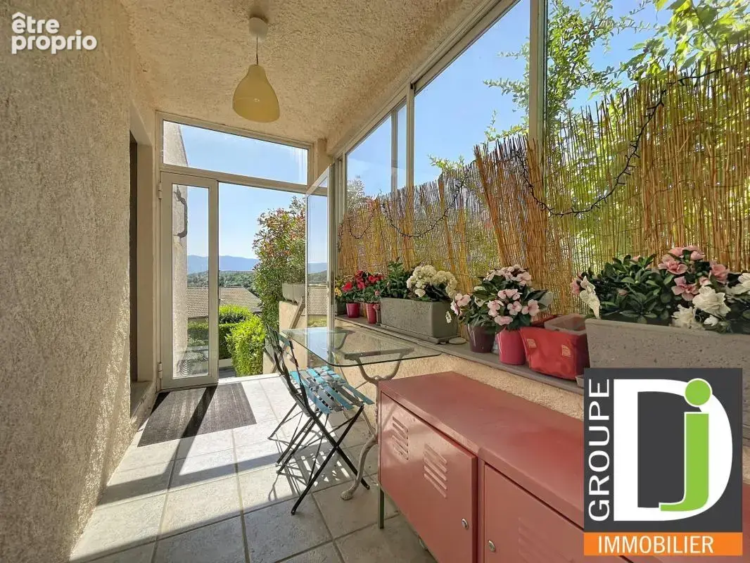 Maison à MONTELEGER