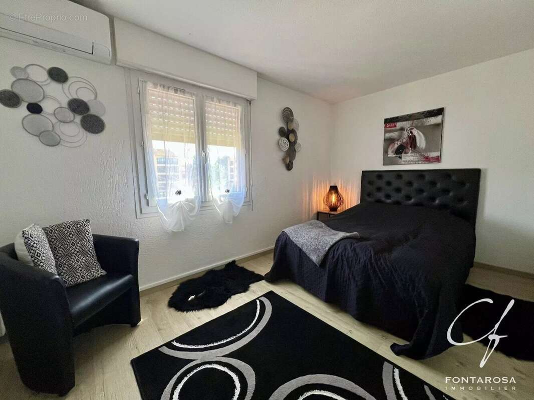 Appartement à FREJUS