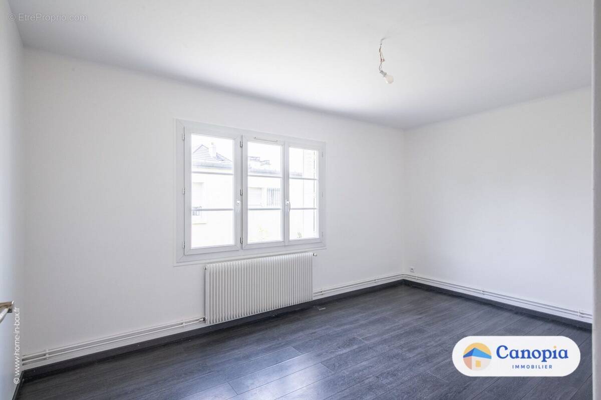 Appartement à CHEVILLY-LARUE