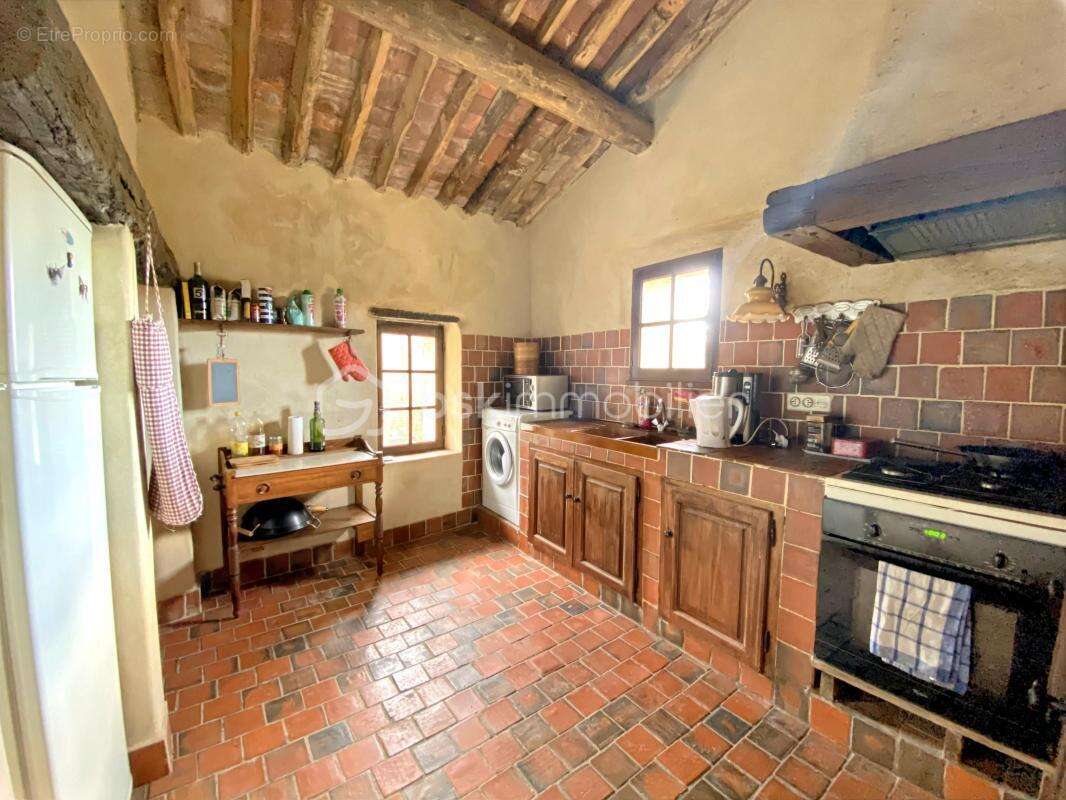 Mas provençal du xviiiᵉ siècle (apt en luberon 84)– vue lavandes – 3 logements – de type t12- piscine – fort potentiel touristiq - photo 10