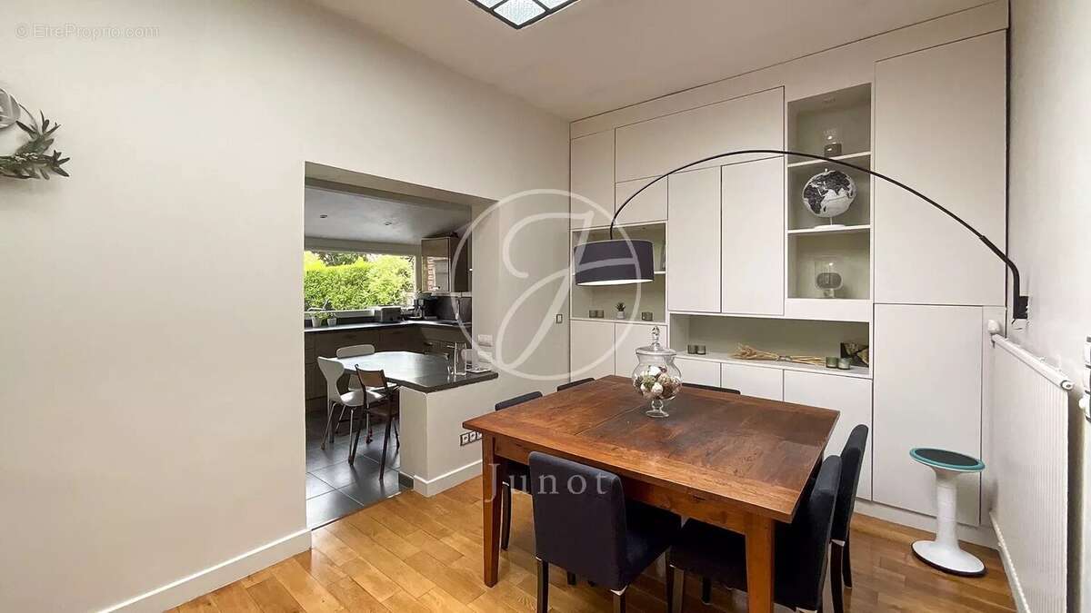 Maison à MARCQ-EN-BAROEUL