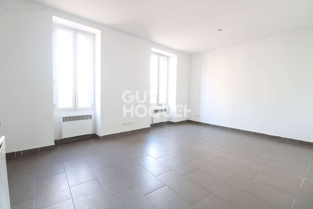 Appartement à BRIE-COMTE-ROBERT