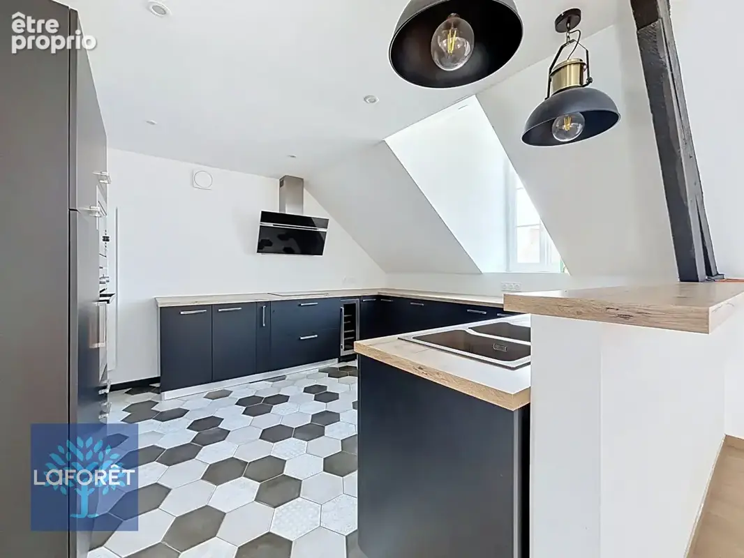 Appartement Fougeres  4 pièce(s) 96,73 m2 - photo 2