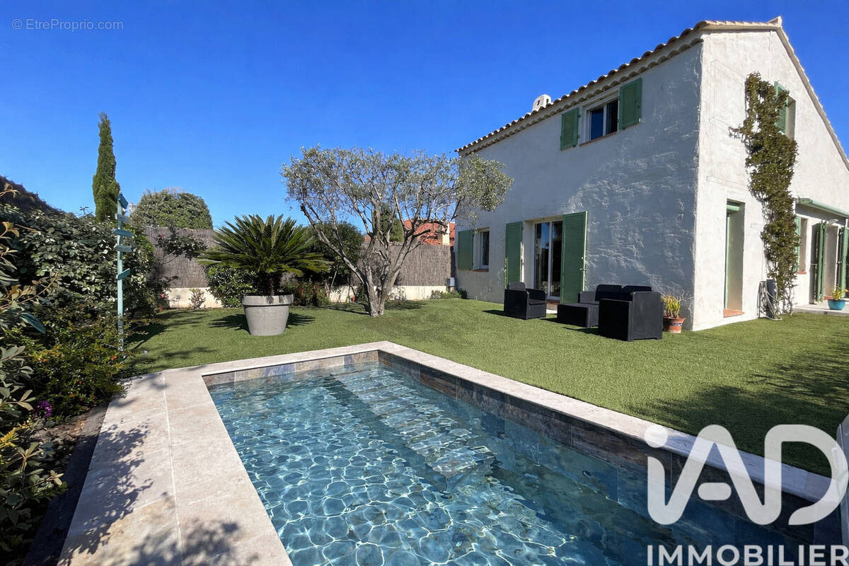 Photo 1 - Maison à SIX-FOURS-LES-PLAGES