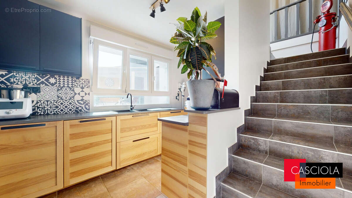 Appartement à MARLY