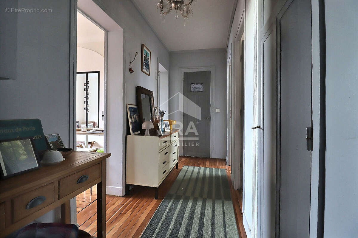 Appartement à COLOMBES