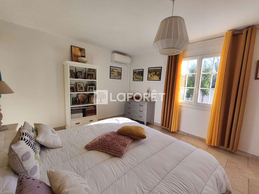 Villa Rivesaltes 6 pièce(s) 132 m2 sur 616 m² de jardin - photo 7