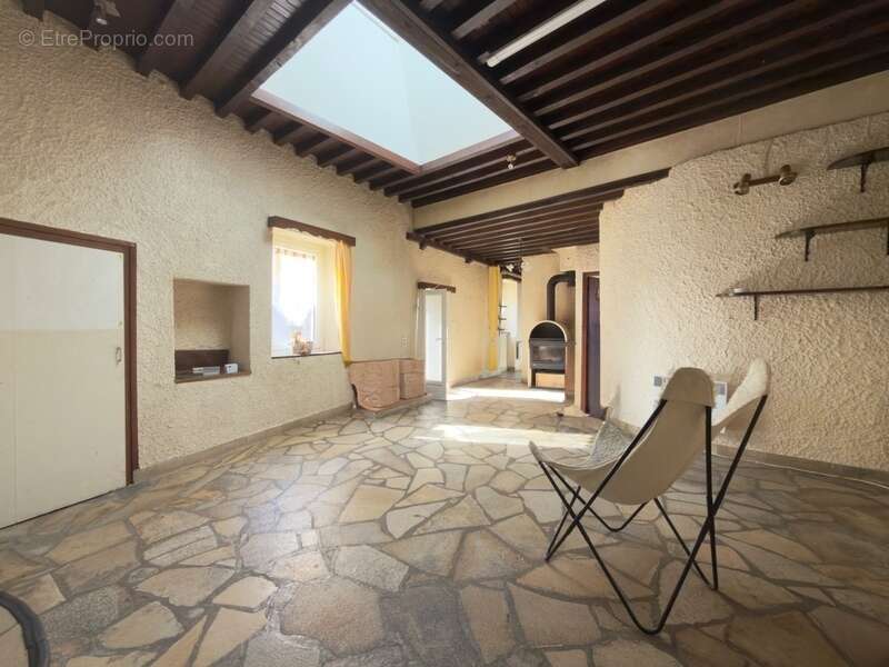 Maison à VEYRE-MONTON