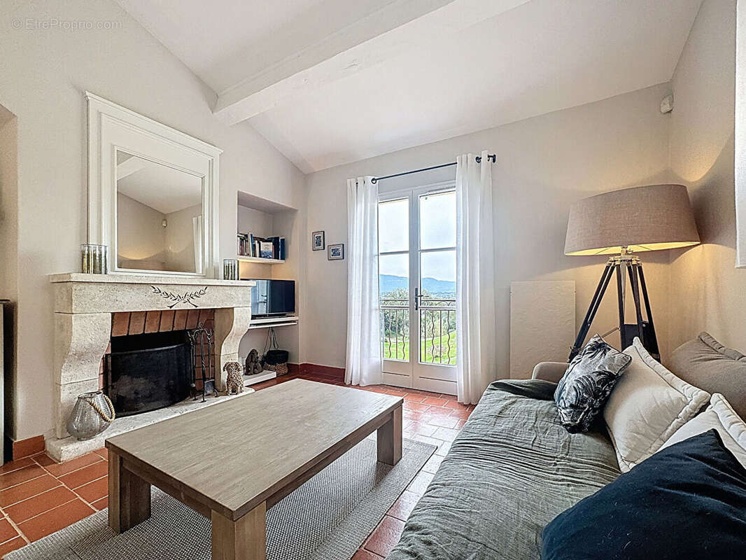 Appartement à LA MOTTE