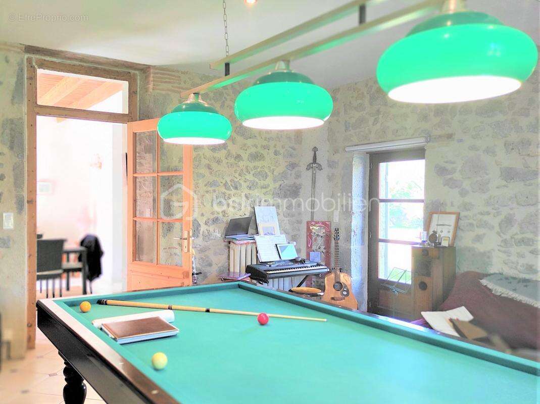 Maison à CASTELJALOUX