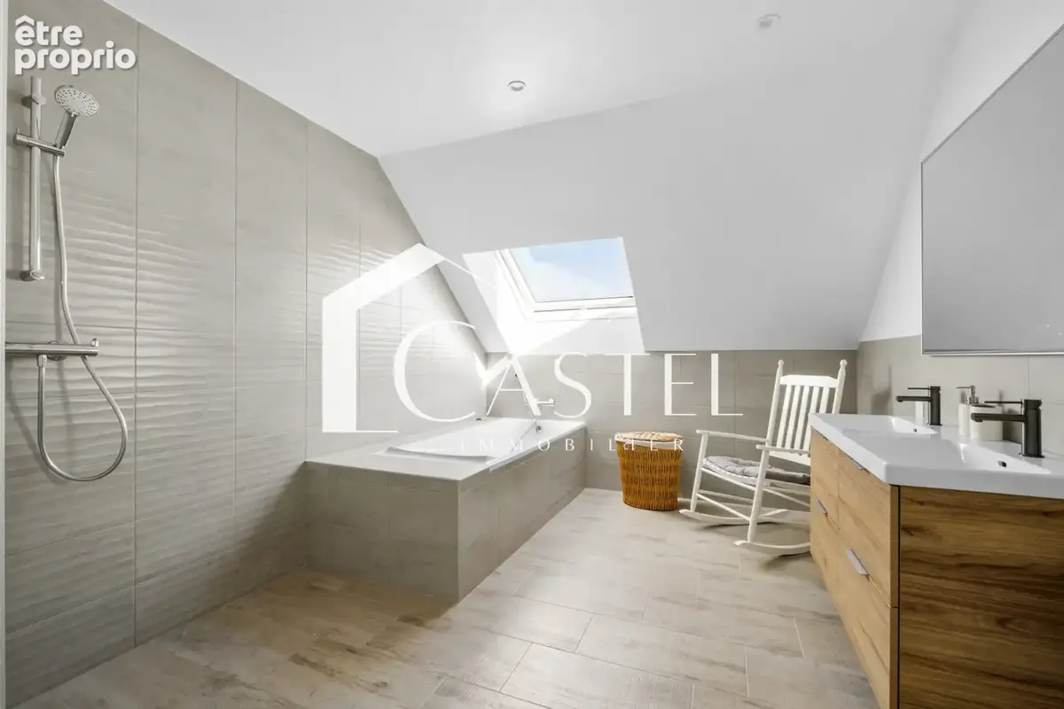 Maison récente, 5 chambres - 267m2  à Morainvilliers - photo 12