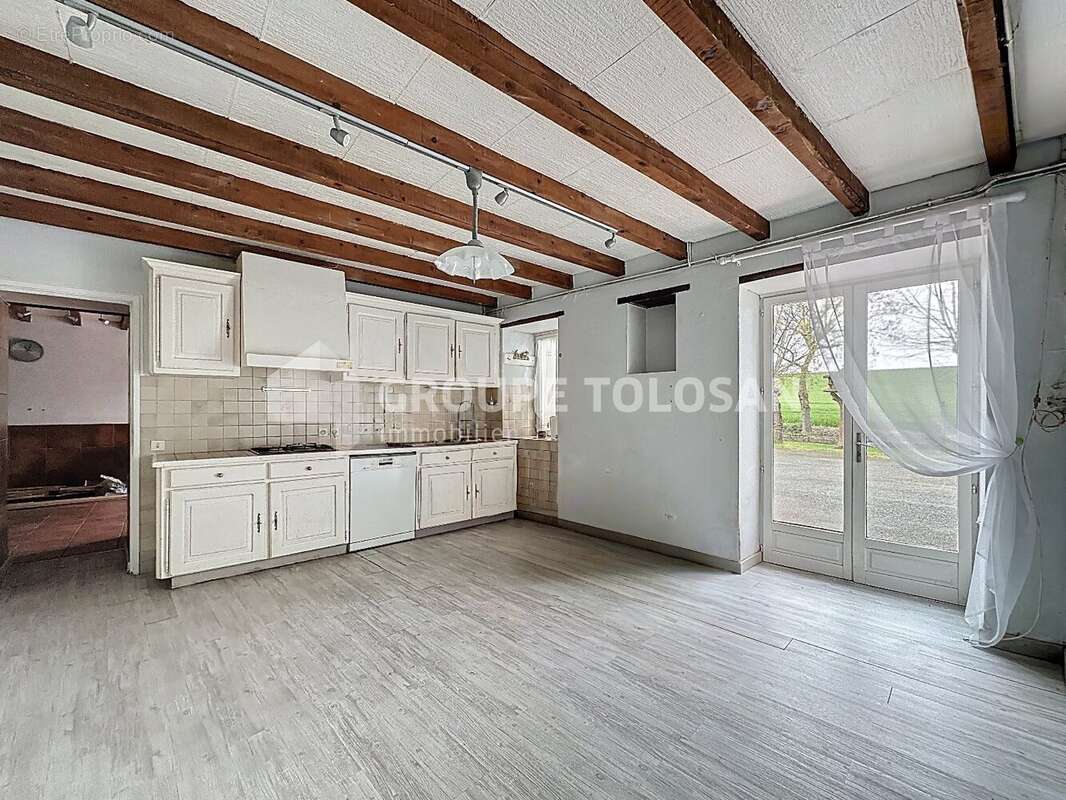 Maison à SAINT-JULIA