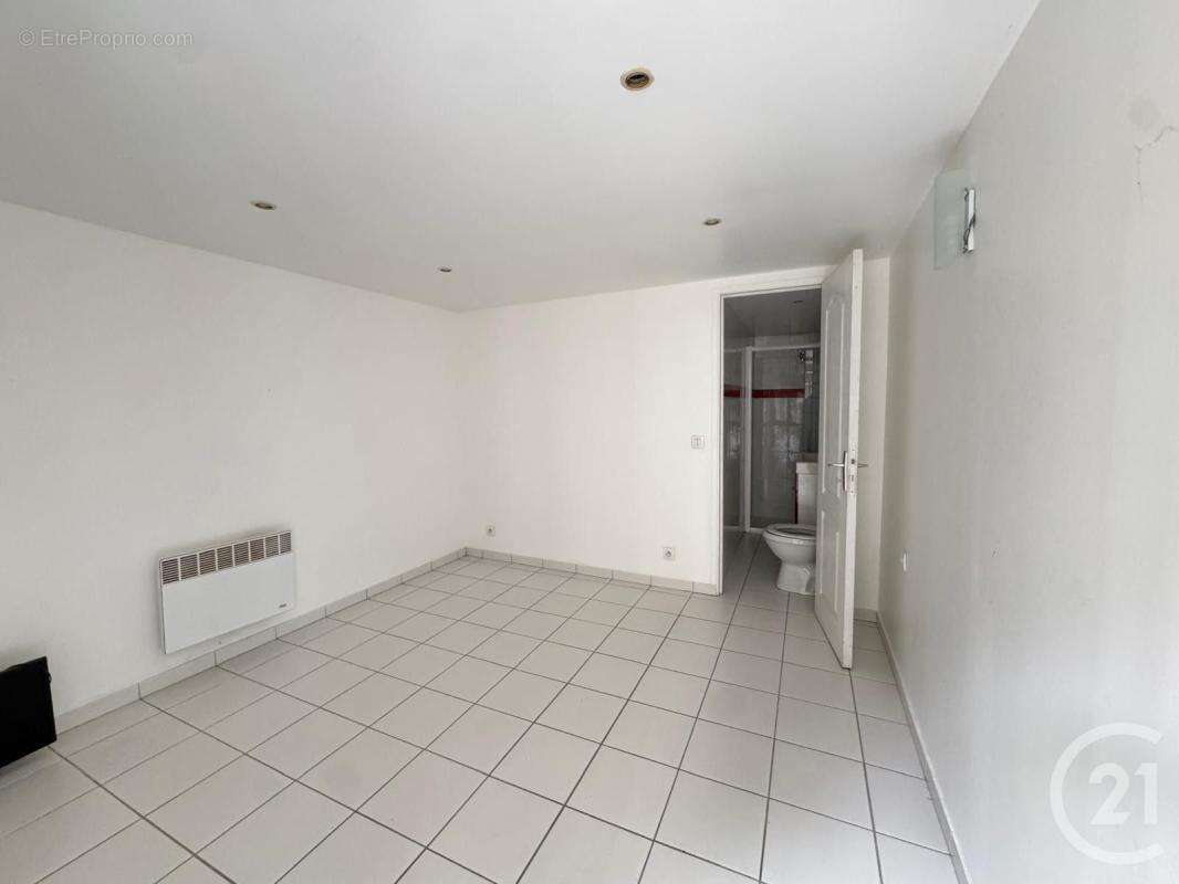 Appartement à FONTENAY-SOUS-BOIS