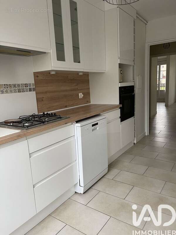 Photo 3 - Appartement à L'ISLE-ADAM