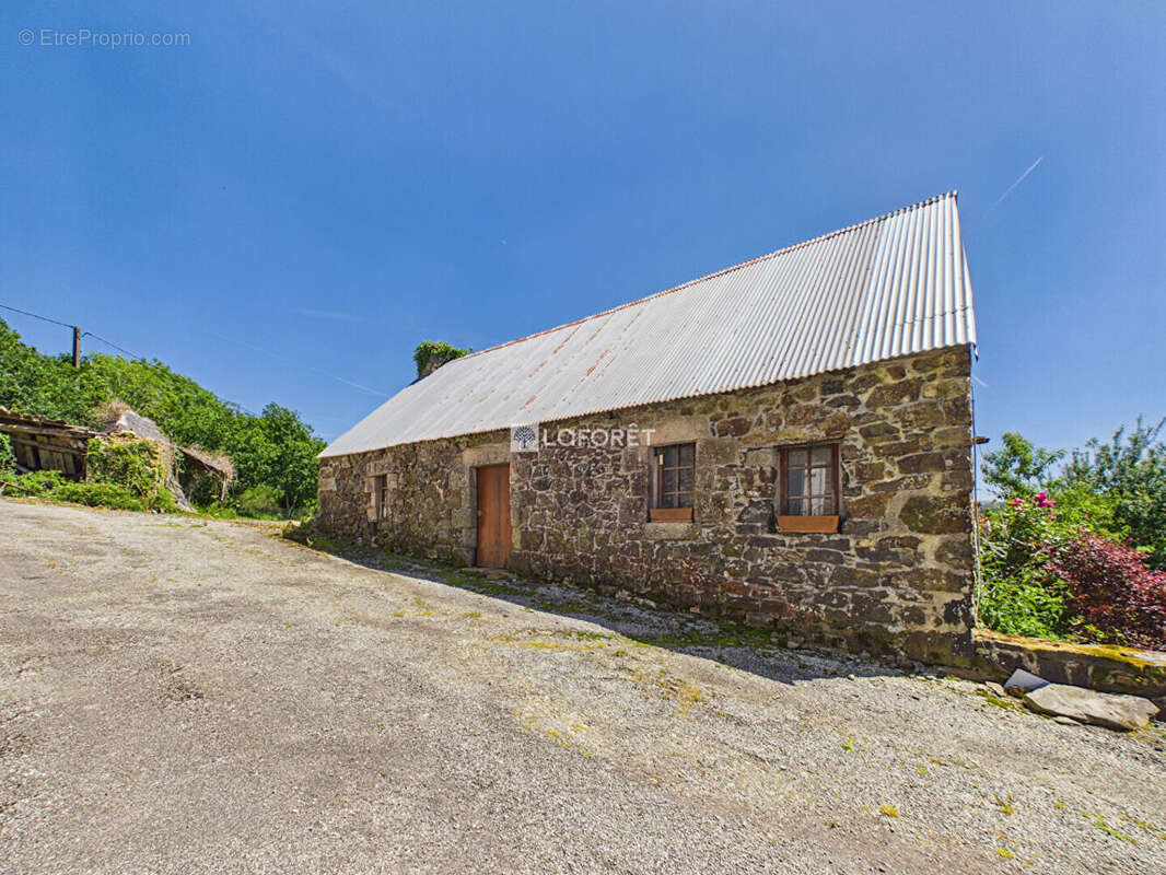 Maison à ARGOL