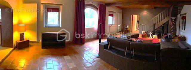 Maison à POIGNY-LA-FORET