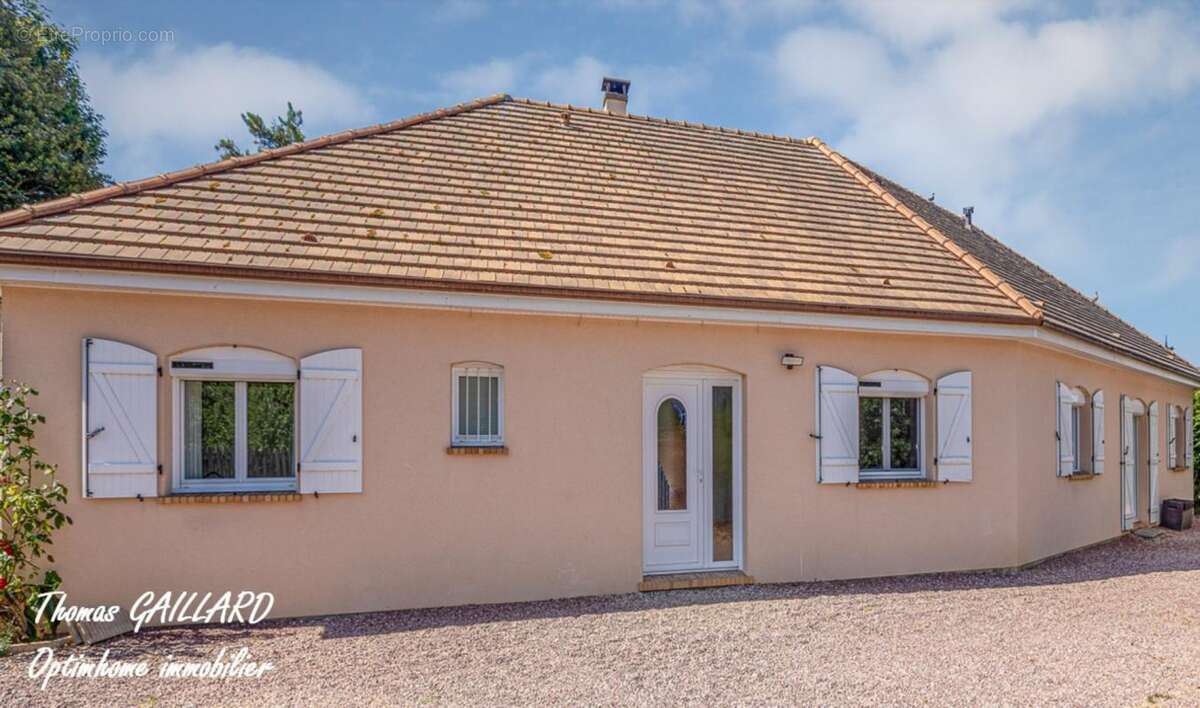 Maison de plain-pied 4 chambres - 184 m2 - photo 2