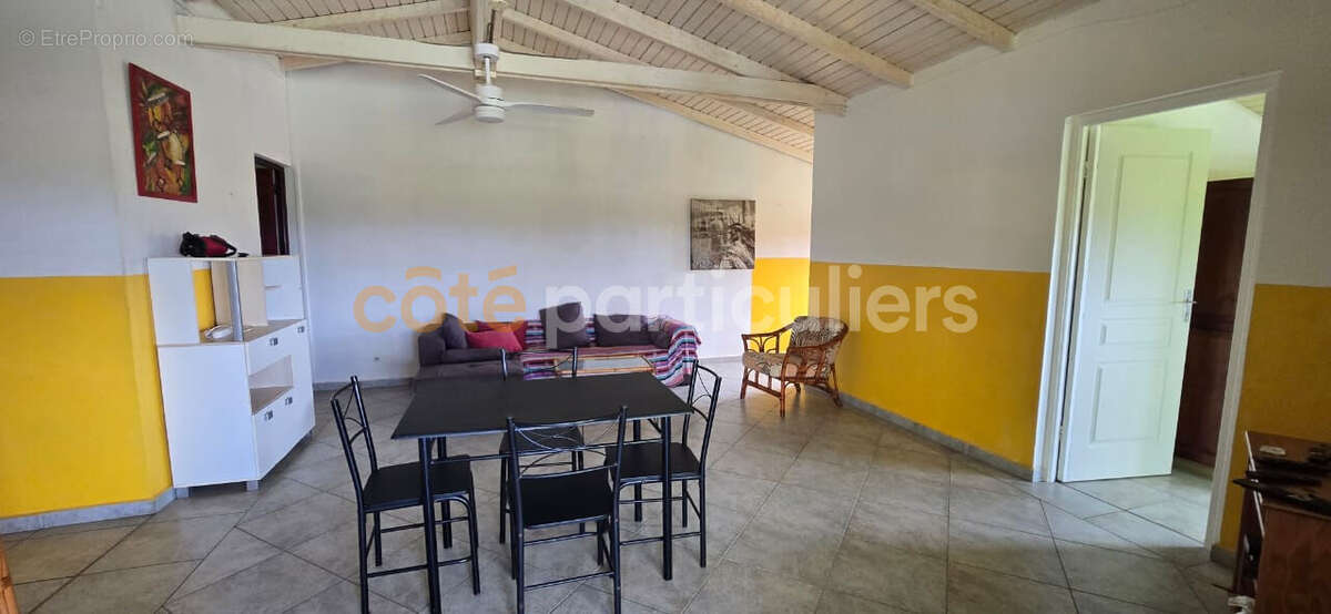 Ensemble immobilier à fort potentiel Sainte Anne 16 pièce(s) 390 m2 - photo 3
