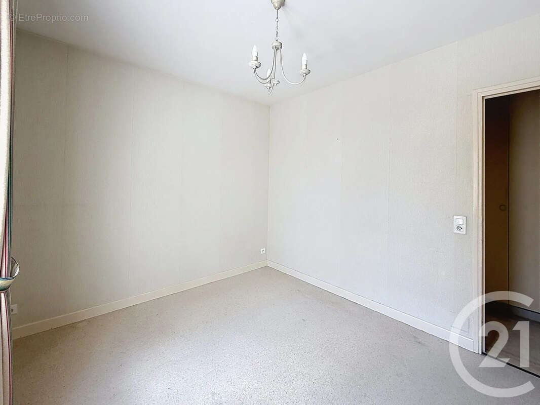 Maison 140 m² à Provins  - photo 15