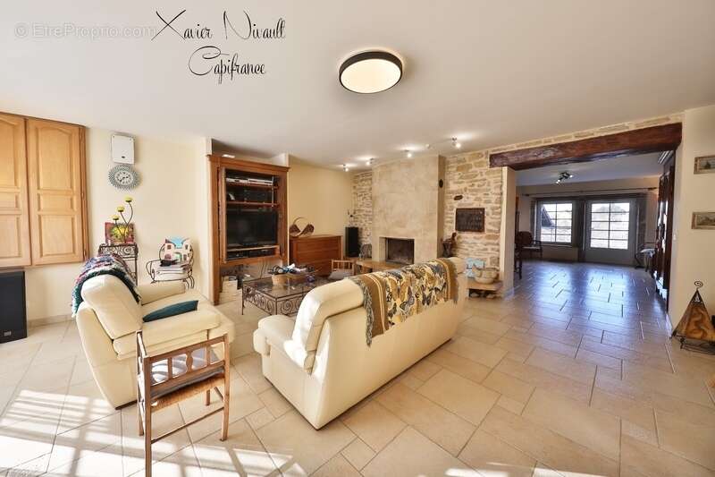 Maison à SAINT-AMOUR