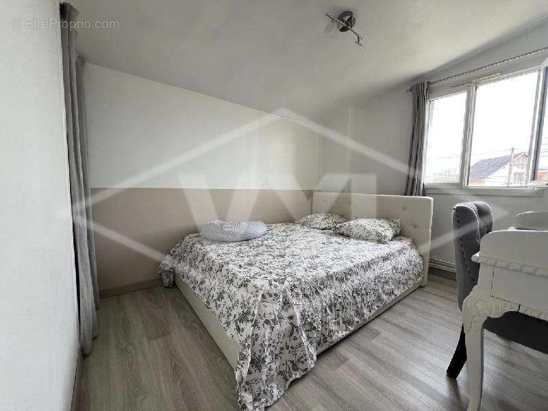 Maison à QUINCY-SOUS-SENART