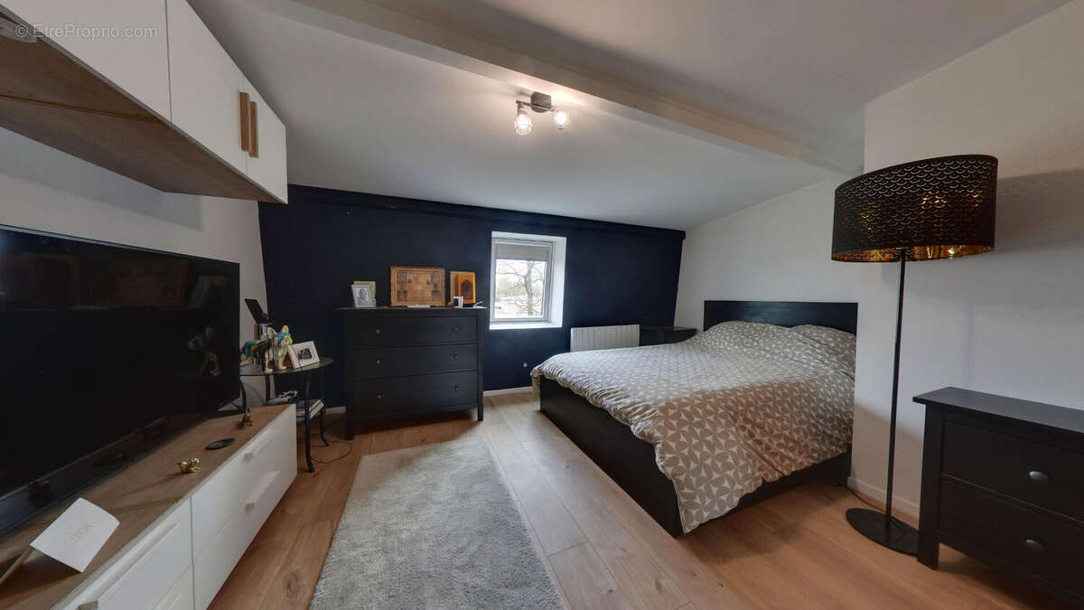 Appartement à LA QUEUE-EN-BRIE