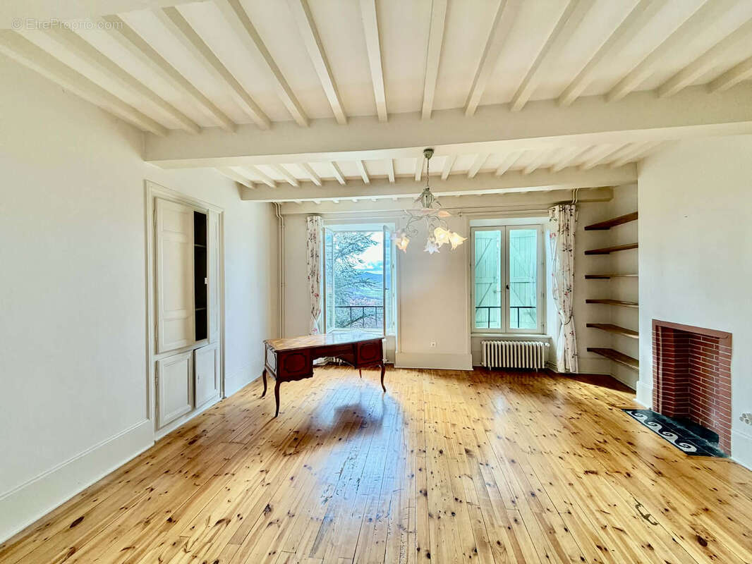 Maison à BERGONNE