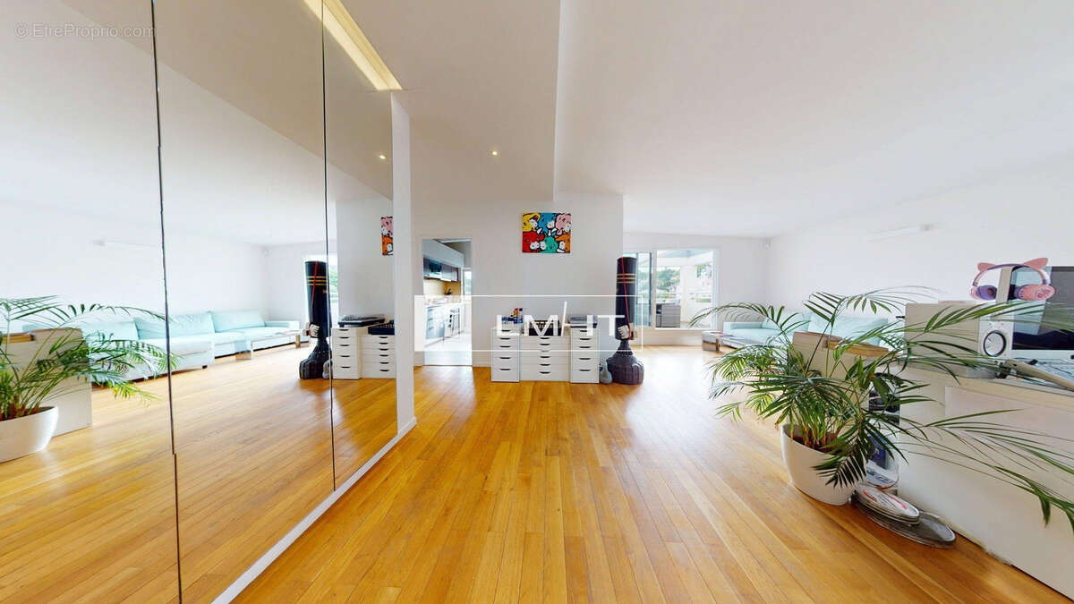 Appartement à SEVRES