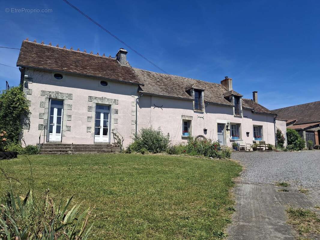 Maison à ARCHIGNY