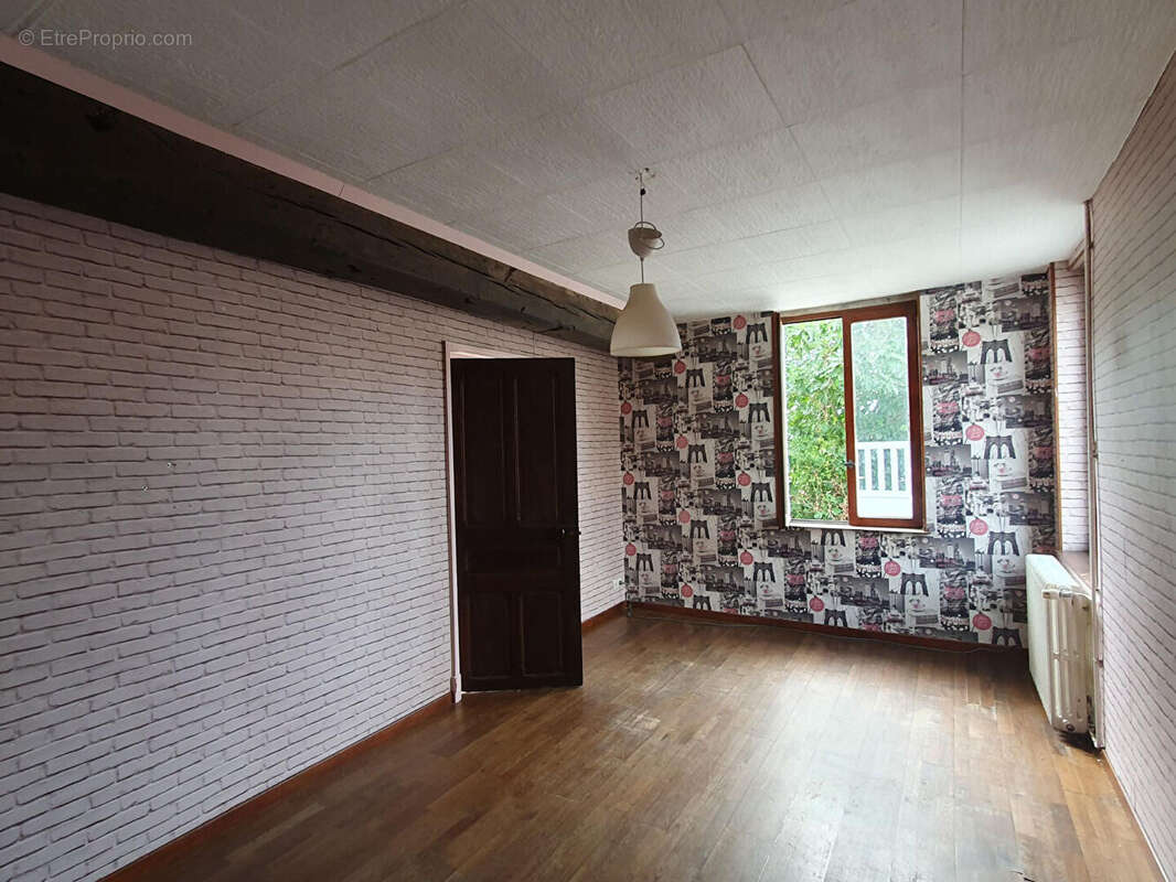 Maison Brissy Hamegicourt 7 pièce(s) 162 m2 - photo 8