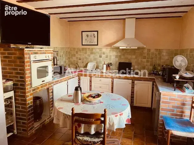 Maison 146 m² à Barbezieux-Saint-Hilaire  - photo 7