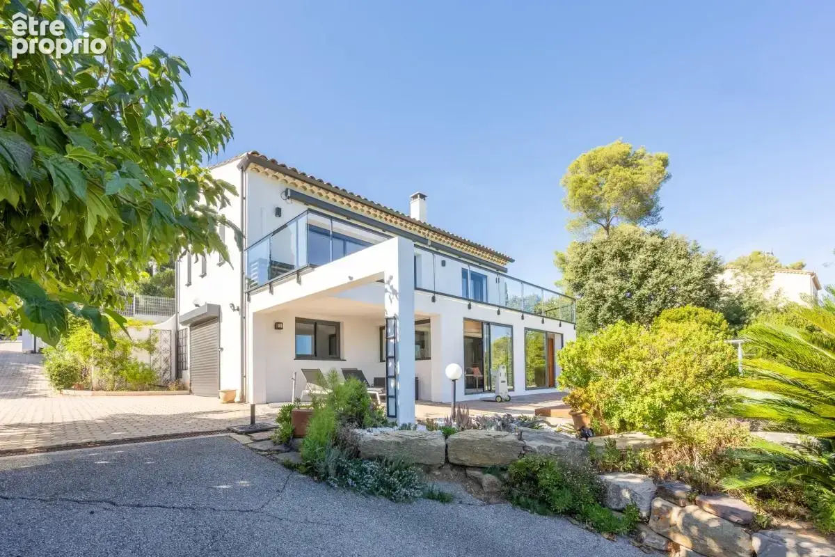 Maison à FREJUS