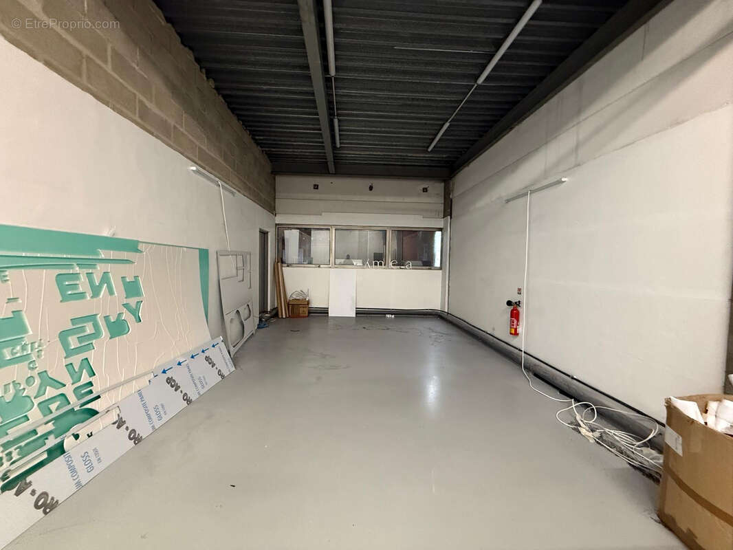 Commerce à NOISY-LE-GRAND