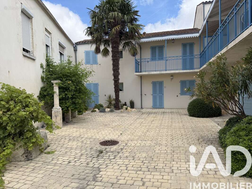 Photo 2 - Appartement à LA ROCHELLE