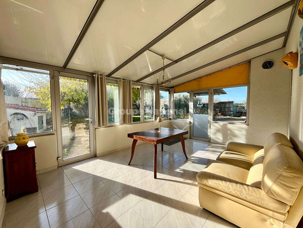 Maison à CHATEAURENARD