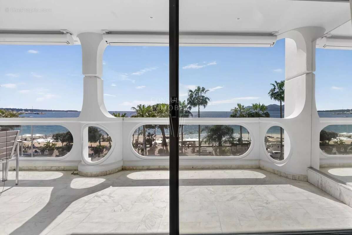 Appartement à CANNES