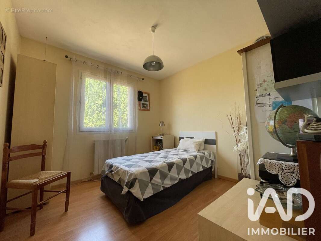 Maison 140 m² à Trausse  - photo 8