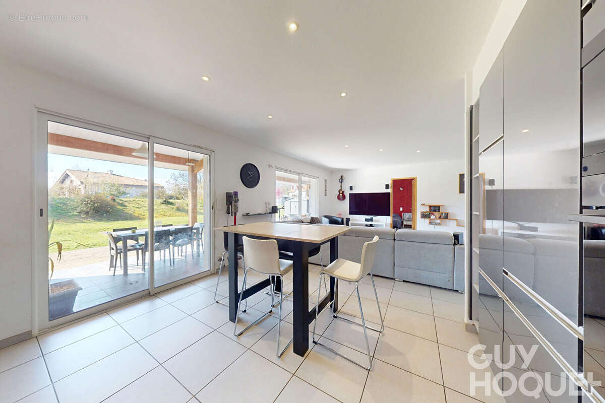 Maison à HAGETMAU