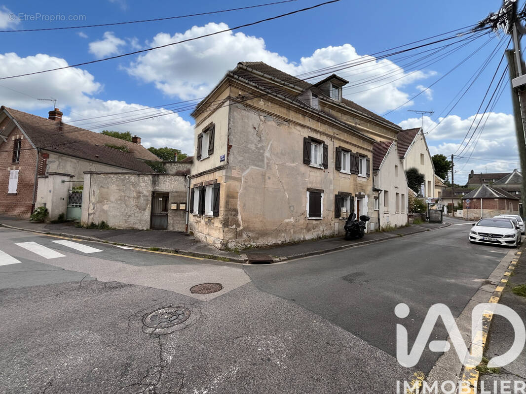Photo 1 - Appartement à NEUILLY-EN-THELLE