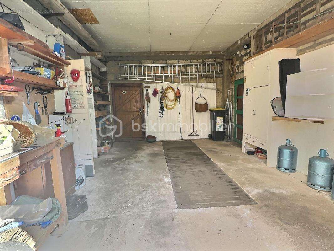 Maison à REMILLY-AILLICOURT